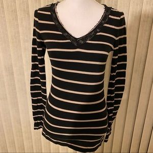 Decree Black & White Striped Lace V-Neck Long Sleeve Shirt Top